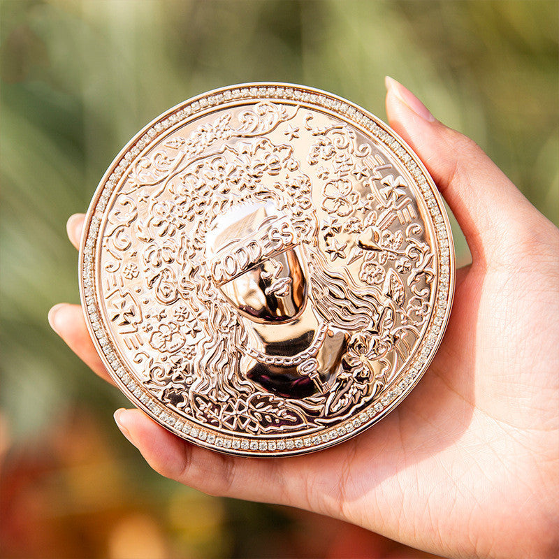 🍀 Goddess of Luck 10-Color Eyeshadow Palette — Shine Bold, Glow Lucky ✨