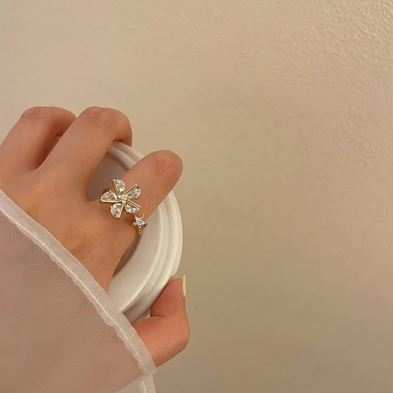 💫 Windmill Spinning Ring — Minimalist Calm, High-Sense Design ✨