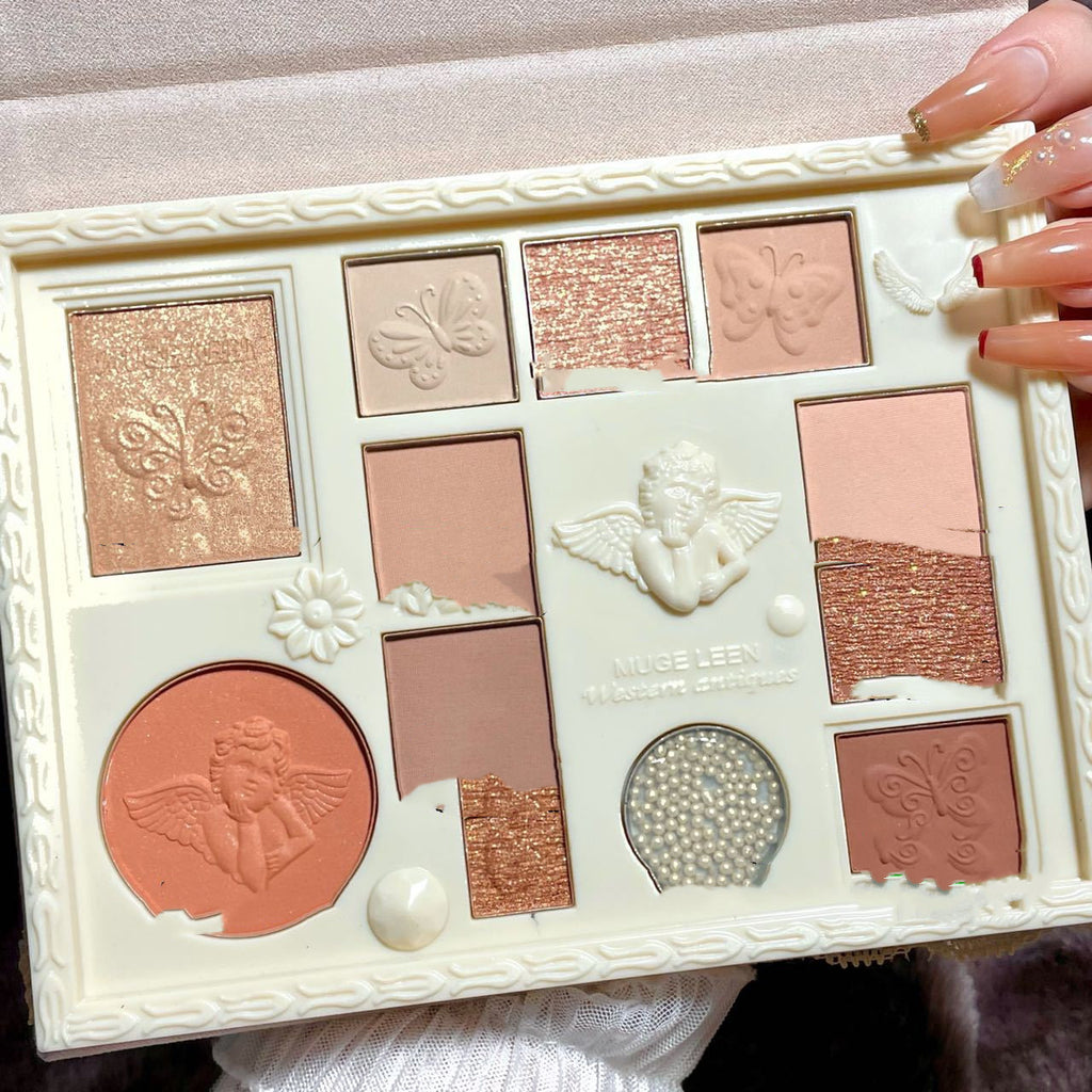 🌸12 Colors Lace Pearly Eyeshadow Palette✨