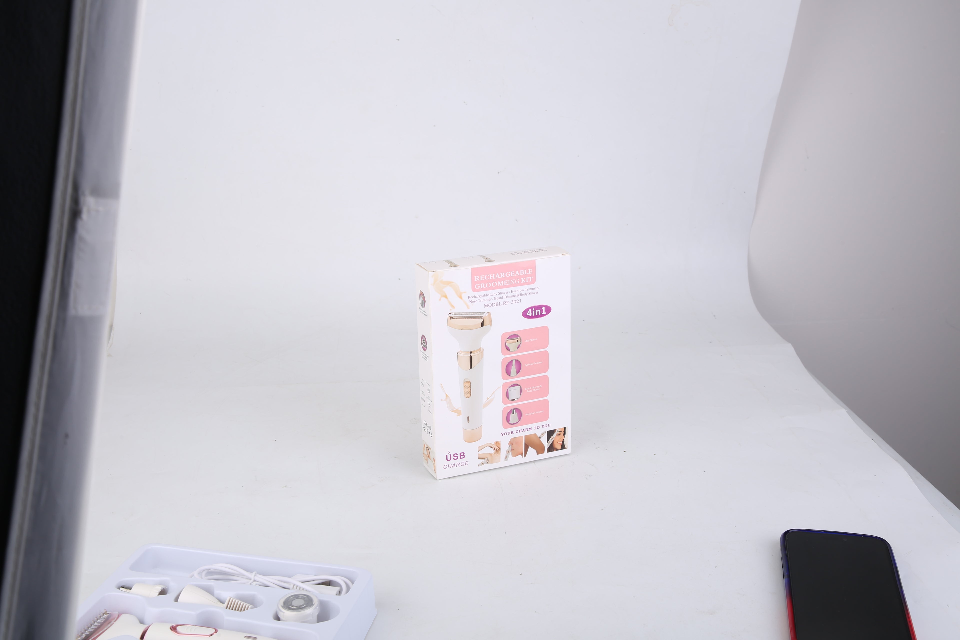 💖 4-in-1 Painless Electric Razor for Women — Smooth Beauty, Zero Effort ✨