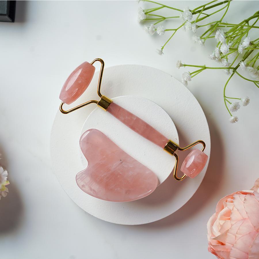 ✨️ Glow at home – Rose Quartz Roller & Gua Sha for puff-free, radiant skin. Spa vibes, natural crystals, all-day self-care. 🌸